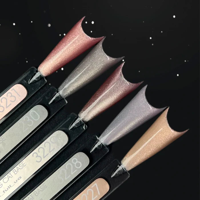 MOON Full Cat Base Amazing – spalvota bazė su „Cat Eye“ efektu 3227 12 ml Moon FULL