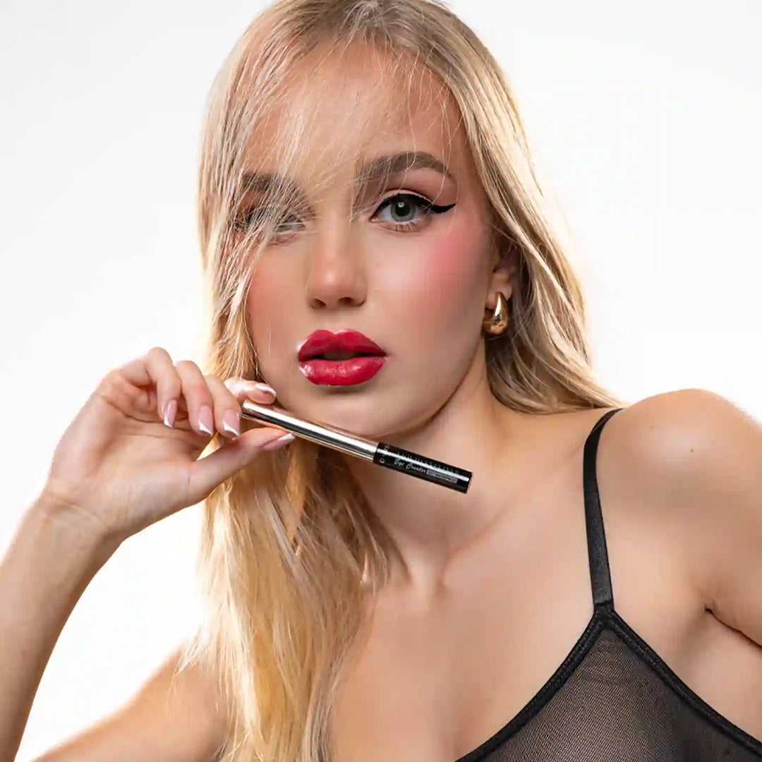 CLARESA WATERPROOF LIQUID EYELINER – Eye Creator  Vandeniui atsparus skystas akių kontūro pravedimas 01 BLACK, 3 g Naguprieziura