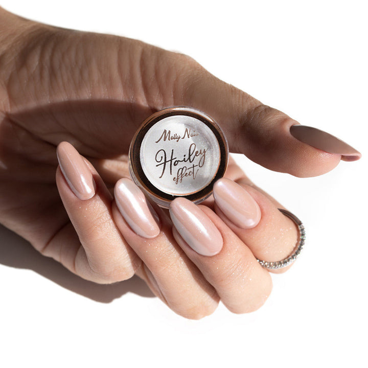 Molly Nails Hailey Effect – perlamutrinio spindesio nagų pudra, 1 g Naguprieziura