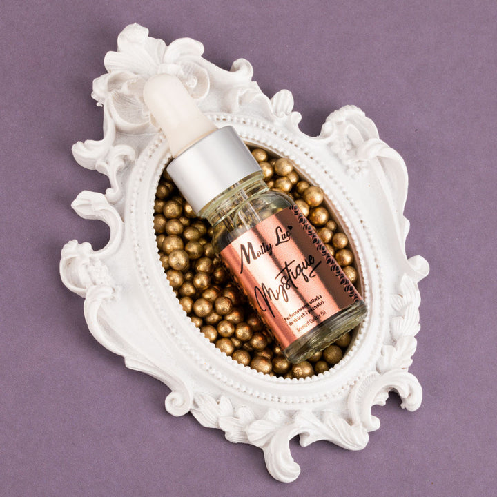 Parfumuotas nagų ir odelių aliejukas Mystique Molly Lac 10 ml